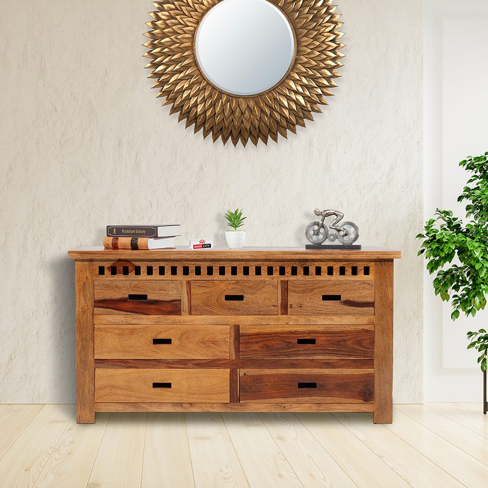 Della Side Board